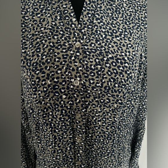 Olsen leopard print button up blouse size xs - Picture 3 of 8